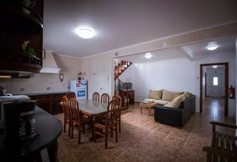 ペンション Ponta Delgada Guest House 2