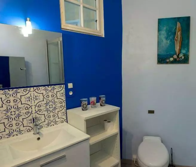 تختخواب و صبحانه Chambre Indépendante à Carcassonne