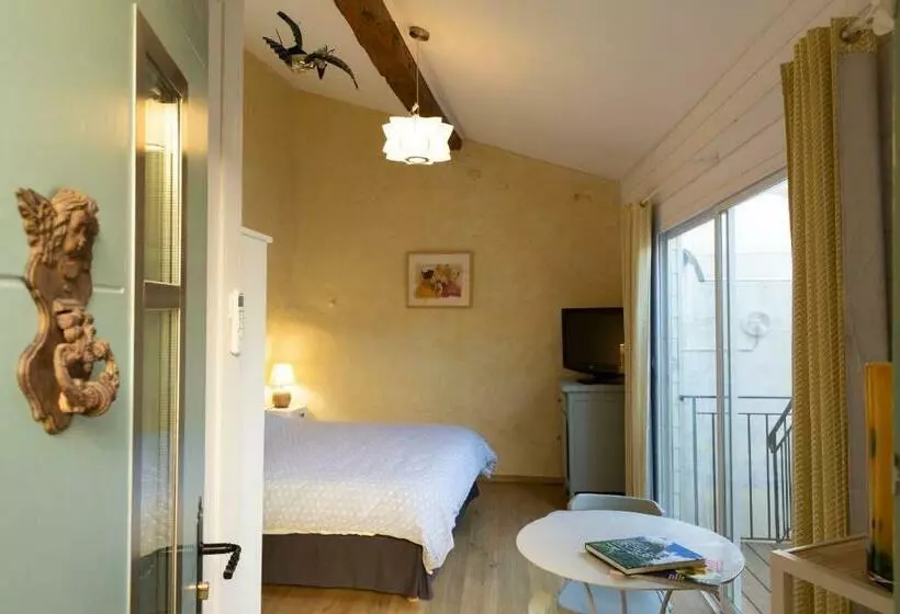 تختخواب و صبحانه Chambre Indépendante à Carcassonne