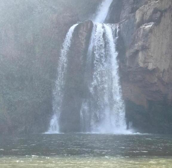 פנסיון Pousada Luar Da Canastra