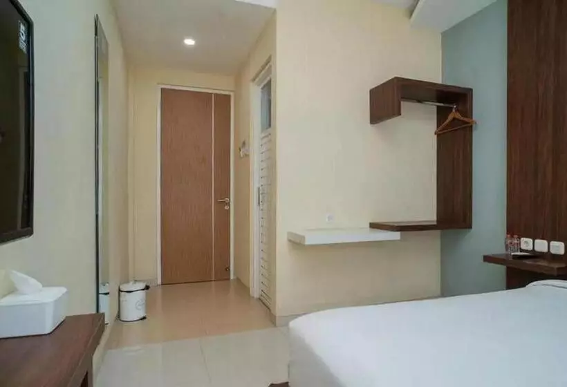 Majatalo Urbanview Hotel Omah Anin Batu By Reddoorz