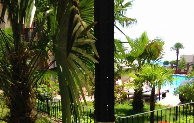 Private Apartment In Chateau Del Marina