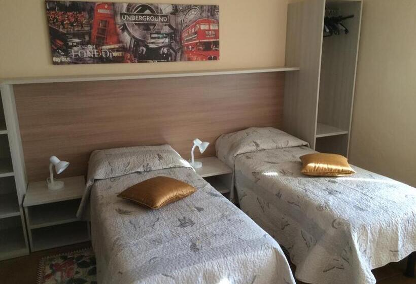 ベッドアンドブレックファースト La Buneta