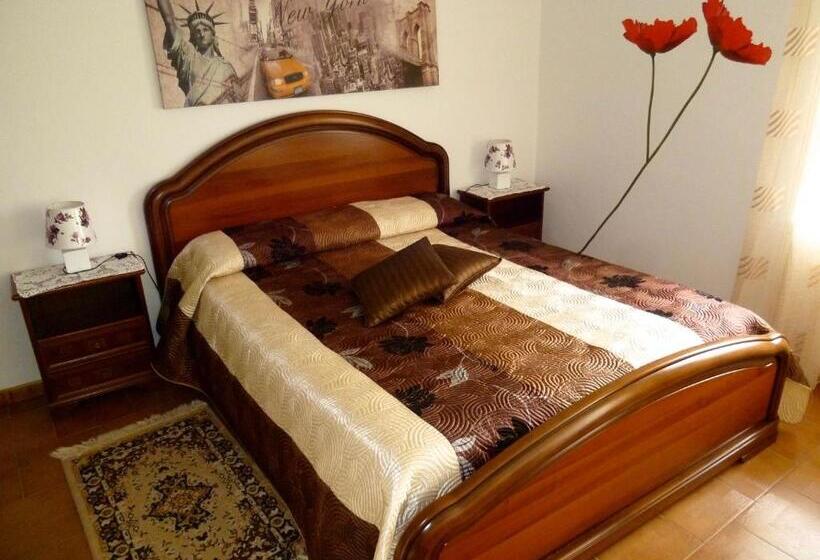 ベッドアンドブレックファースト La Buneta