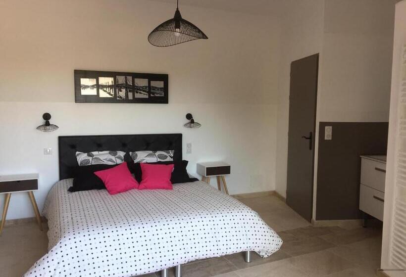 ベッドアンドブレックファースト Le Pakok