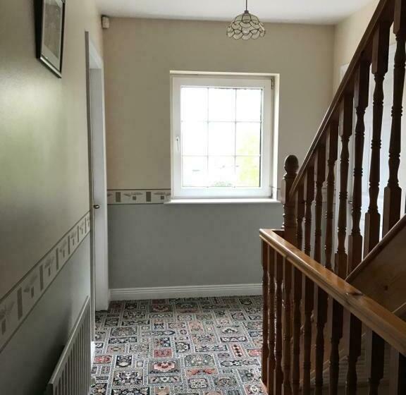 膳宿费 Derreen Tighue House