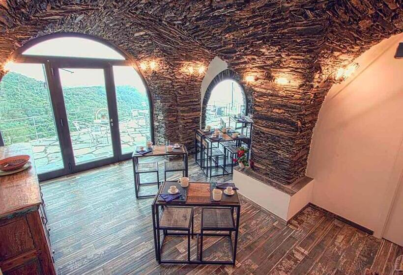 פנסיון Oltremare Guest House