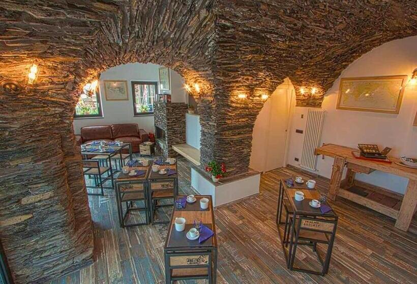 פנסיון Oltremare Guest House