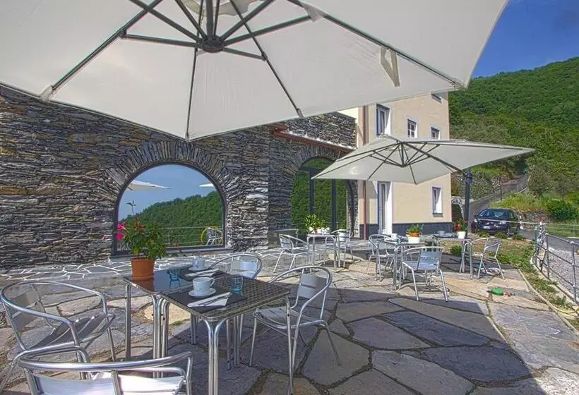 Majatalo Oltremare Guest House