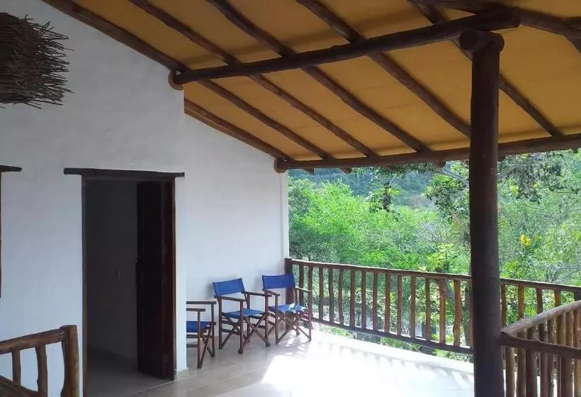 ユースホステル Posada Villa Paula