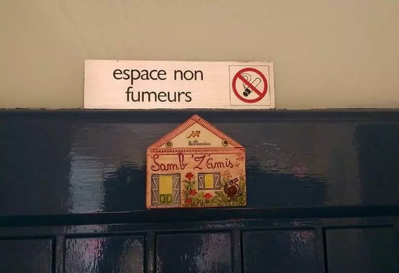 ベッドアンドブレックファースト Chambre D Hôtes Armoise
