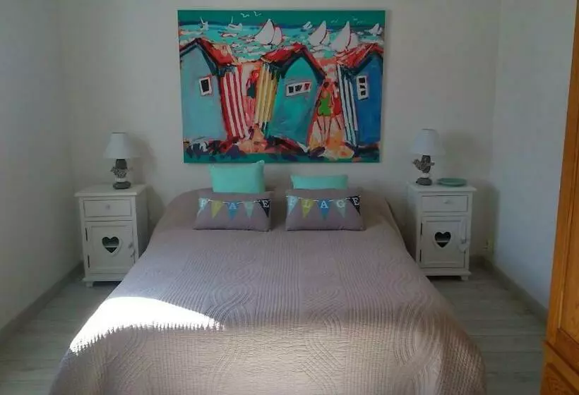 ベッドアンドブレックファースト Chambre D Hôtes Armoise