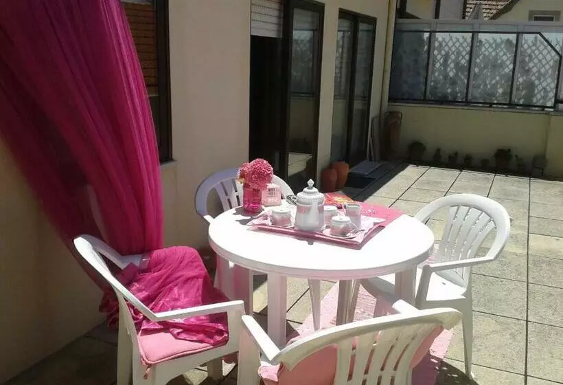 ペンション Avenida 8 Apartment