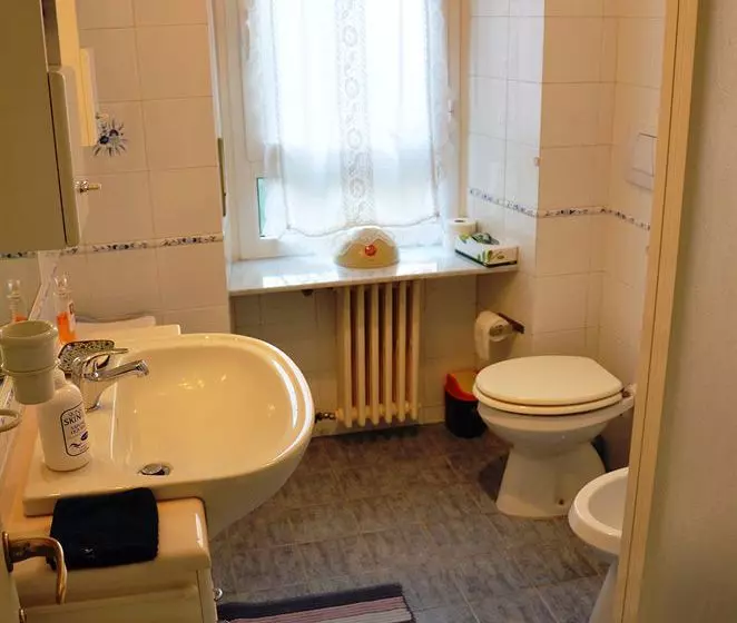 Bed and Breakfast 10 E Lode