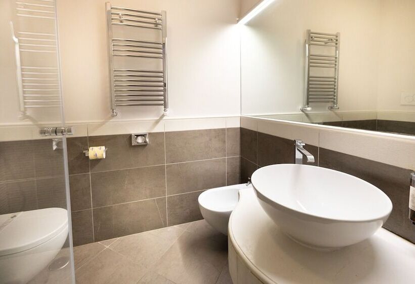 تختخواب و صبحانه Zaccardi Roof Garden