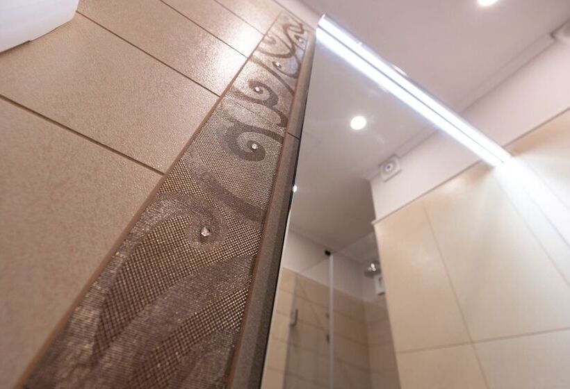 تختخواب و صبحانه Zaccardi Roof Garden