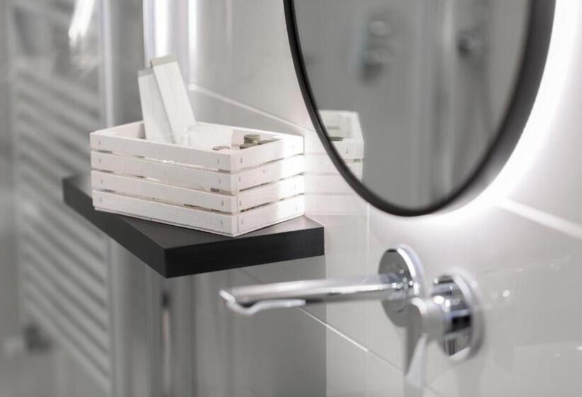 فندق All'azzurro