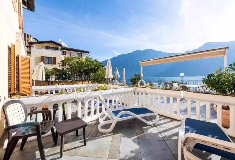 Szálloda All'azzurro