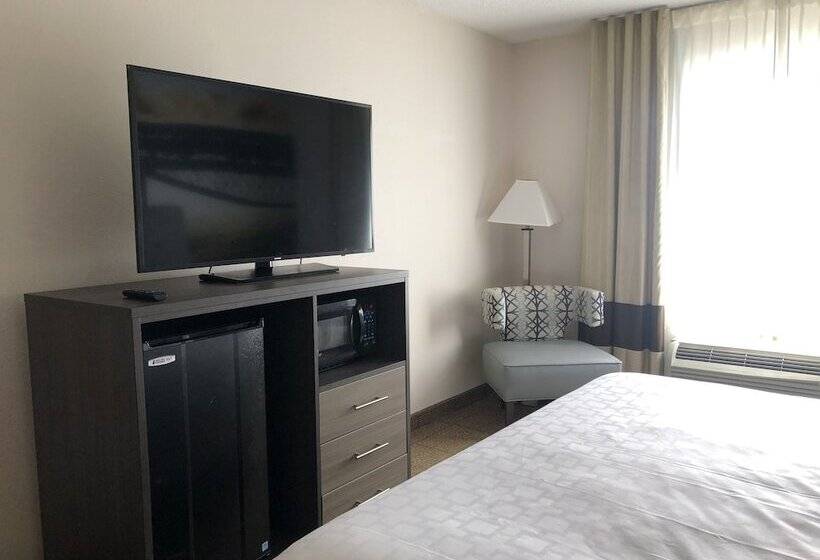 هتل Clarion Pointe Beckley