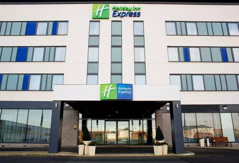 Отель Holiday Inn Express Rotherham North By Ihg