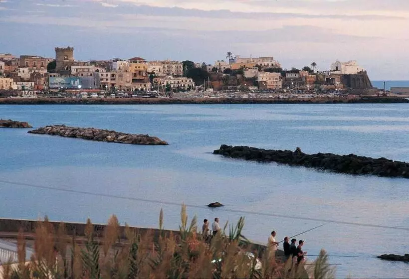 فندق La Scogliera