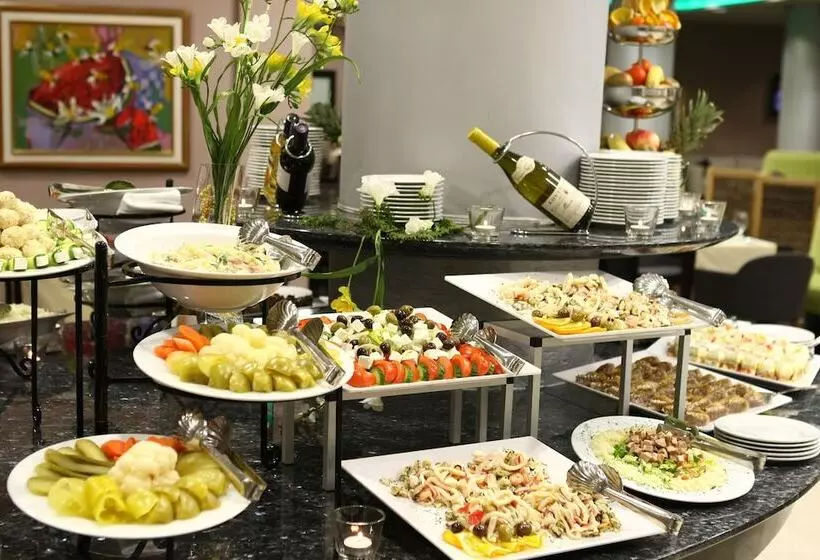 هتل Mona Plaza Zlatibor