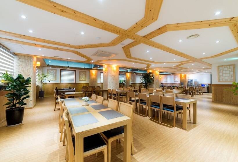 Hotel Reborn Suwon Silkroad