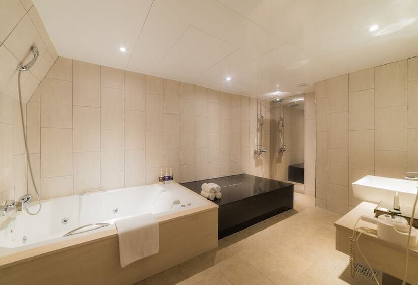 Hotel Reborn Suwon Silkroad