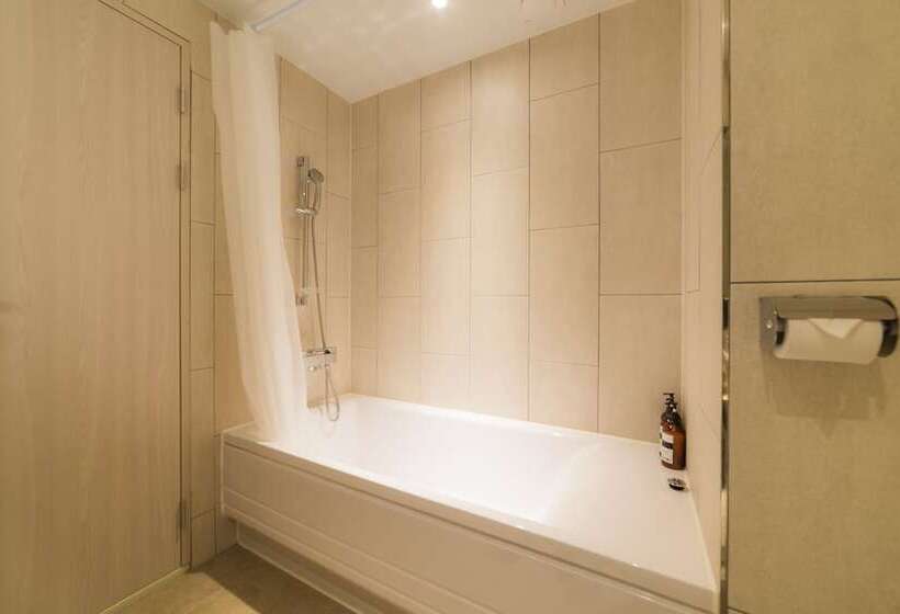 Hotel Reborn Suwon Silkroad