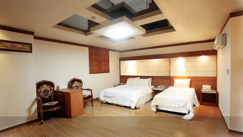 Hotel Reborn Suwon Silkroad