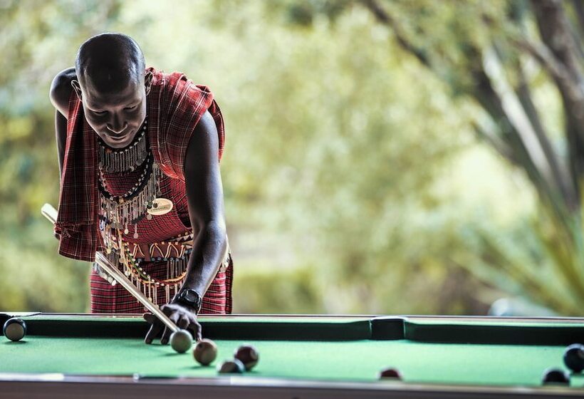 בית מלון כפרי Sarova Lion Hill Game Lodge