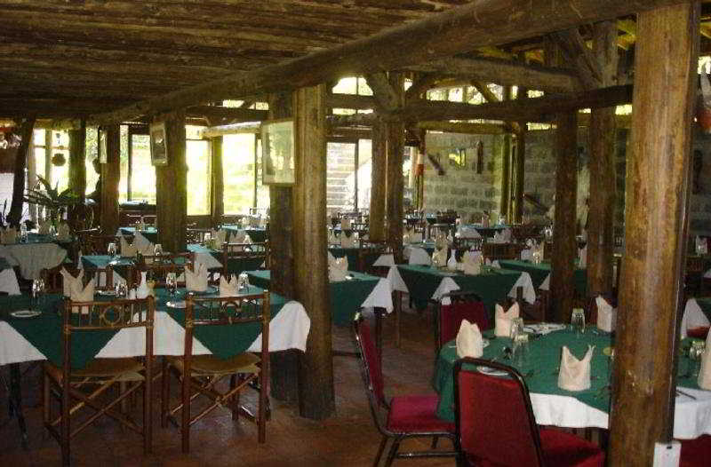 בית מלון כפרי Sarova Lion Hill Game Lodge
