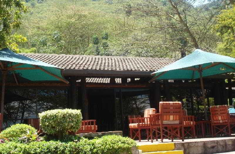 בית מלון כפרי Sarova Lion Hill Game Lodge