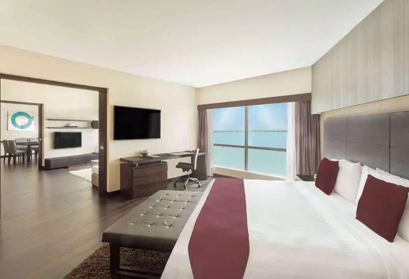 Hotel Wyndham Guayaquil, Puerto Santa Ana