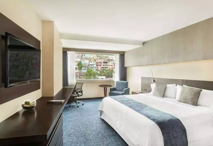 Hotel Wyndham Guayaquil, Puerto Santa Ana