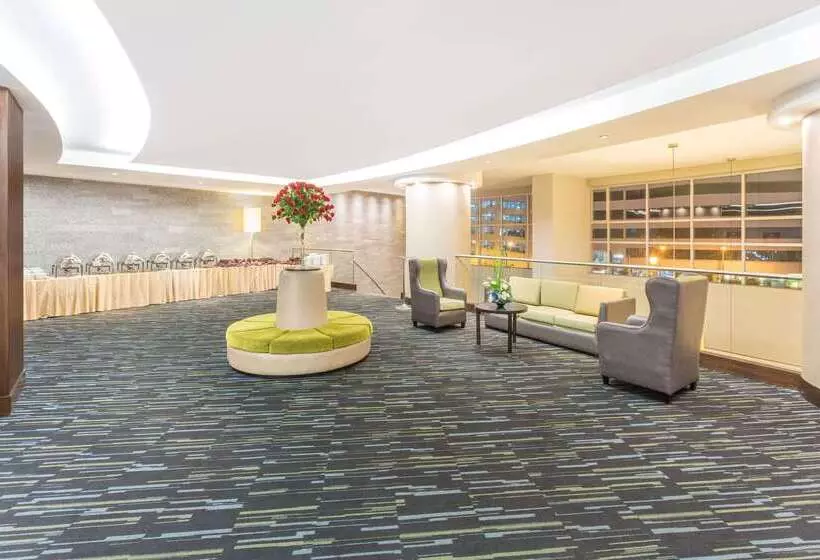 Hotel Wyndham Guayaquil, Puerto Santa Ana