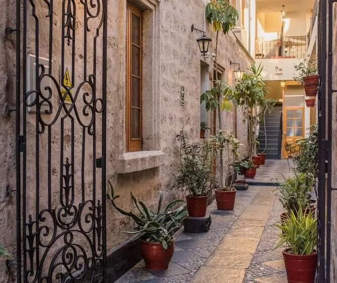 Majestad Hotel Boutique