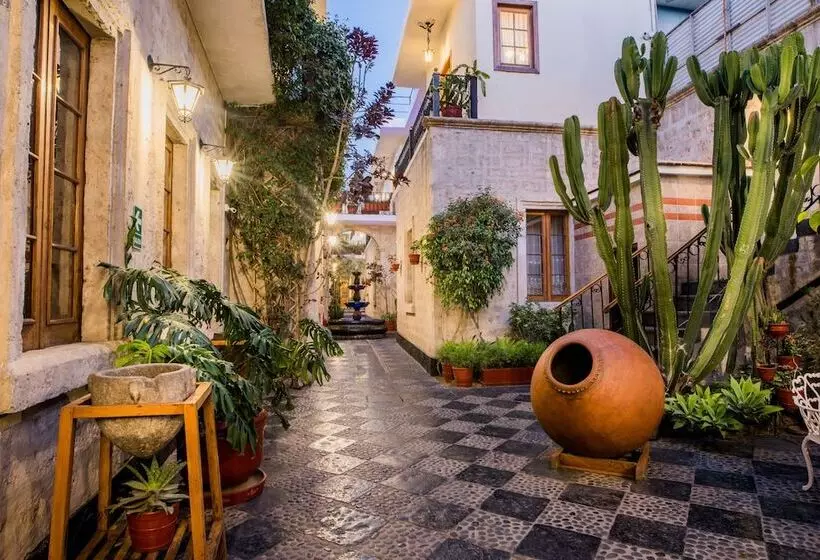 Majestad Hotel Boutique