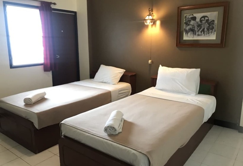 بنسيون Royal Night Bazaar