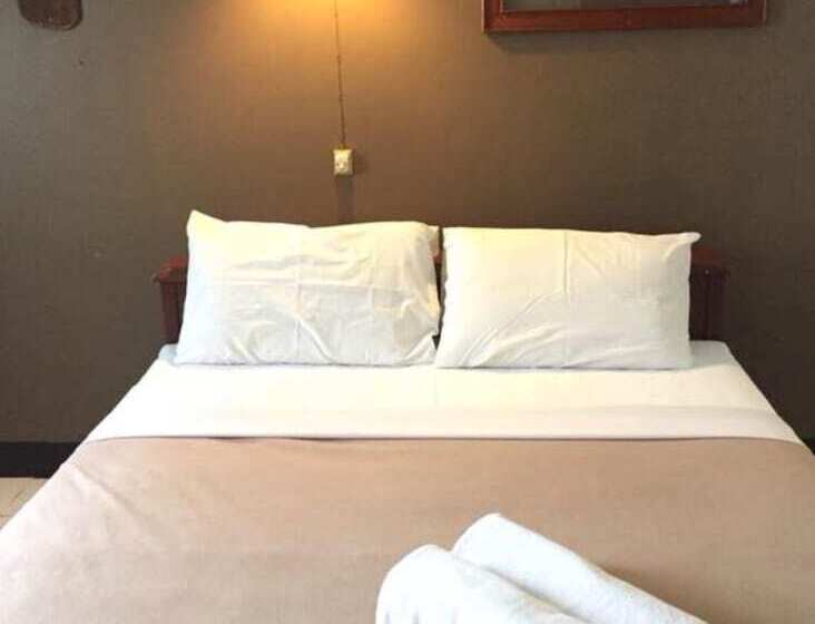 بنسيون Royal Night Bazaar