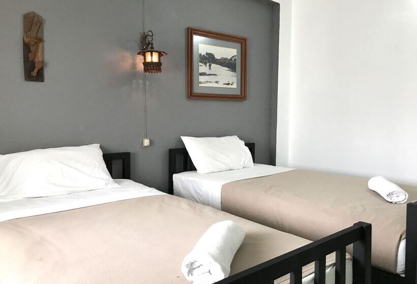 بنسيون Royal Night Bazaar