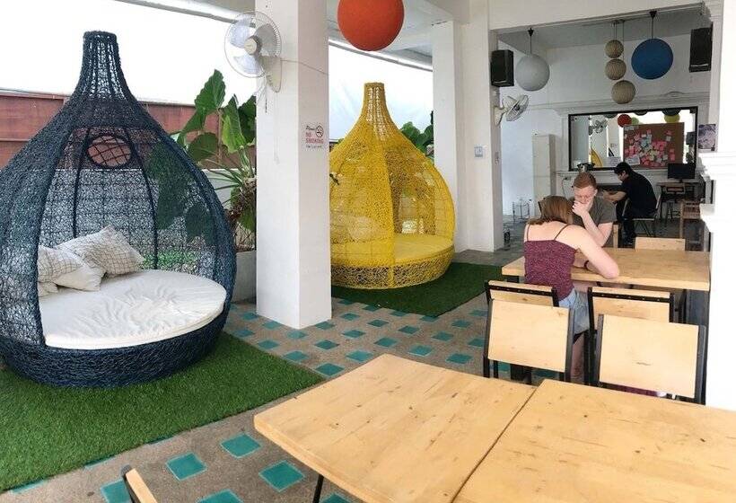 بنسيون Royal Night Bazaar