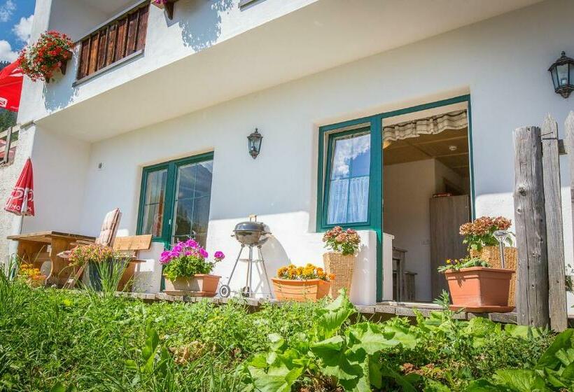 مبيت وإفطار Jausenstation Edelweiß