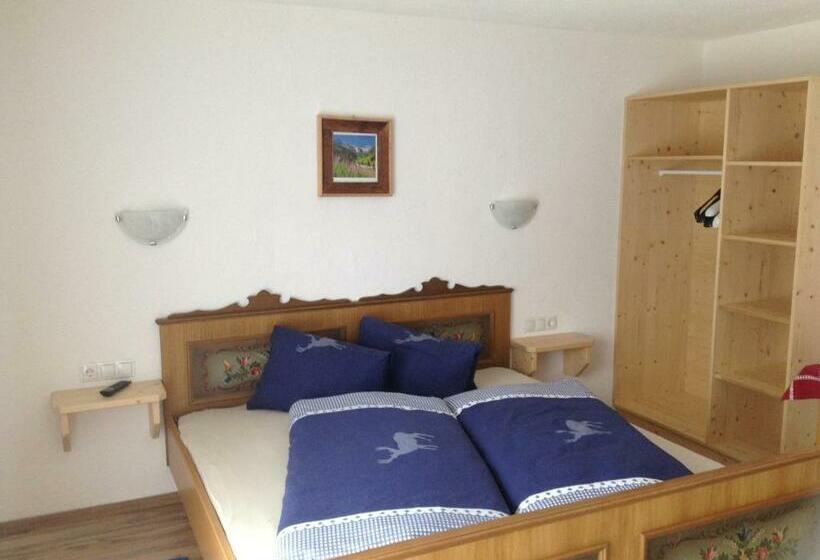 مبيت وإفطار Jausenstation Edelweiß