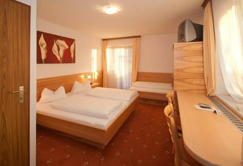 ペンション Bed & Breakfast Plattenhof