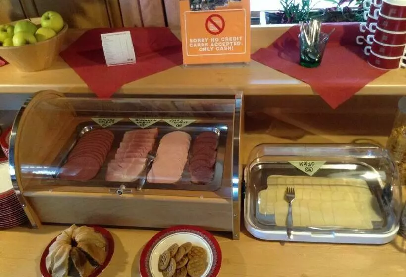 ペンション Bed & Breakfast Plattenhof