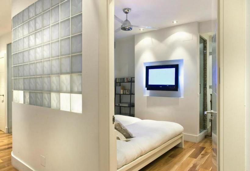 General Pardiñas, 82