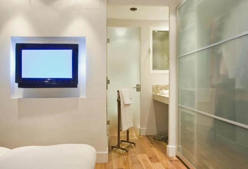 General Pardiñas, 82