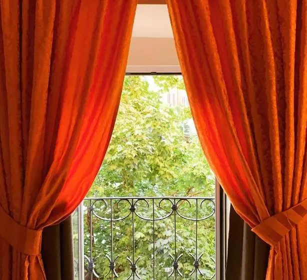 تختخواب و صبحانه New Unico San Cosimato