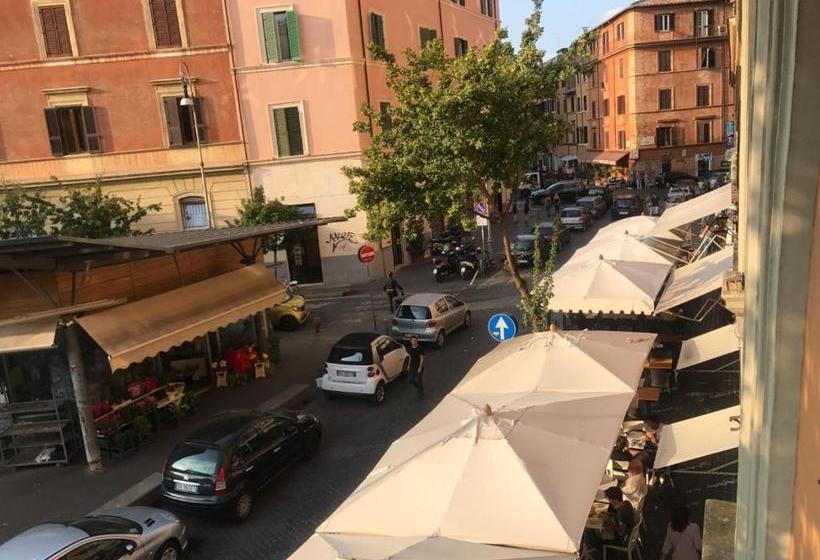 住宿加早餐  New Unico San Cosimato